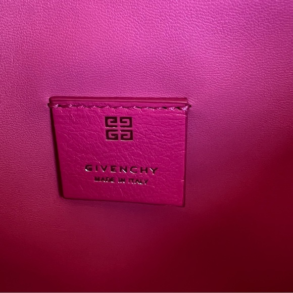 Givenchy Women's Pink 'Moon Cut Out Fuchsia Shoulder Bag - Picture 12 of 14